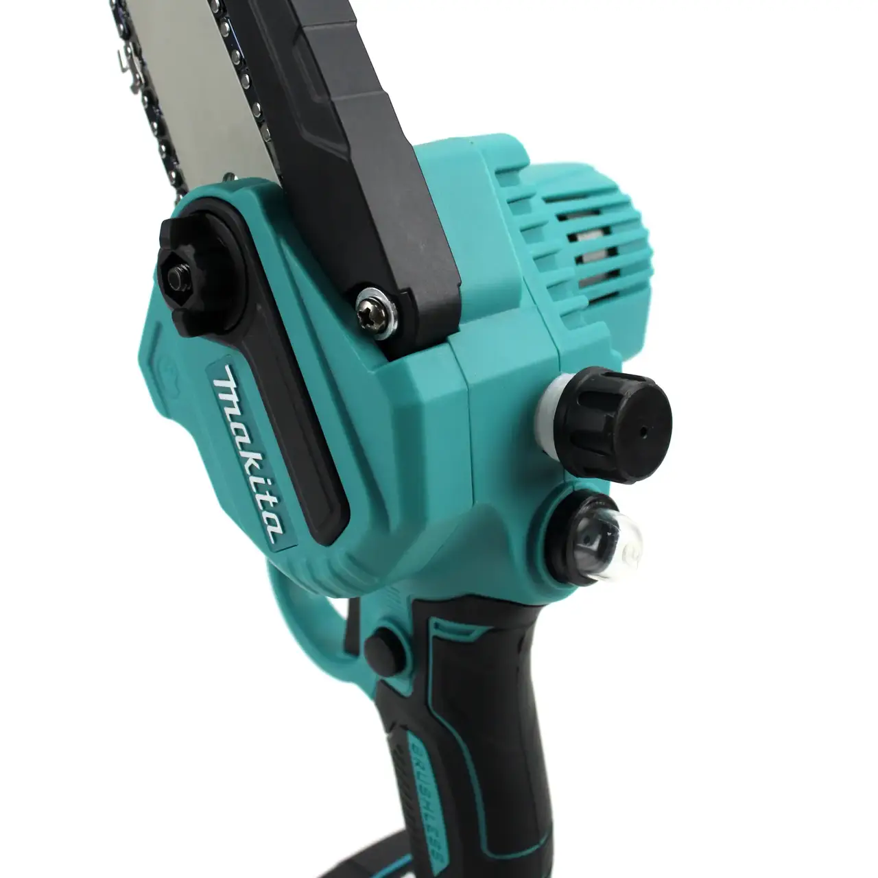 Makita DUC155HN крупний план